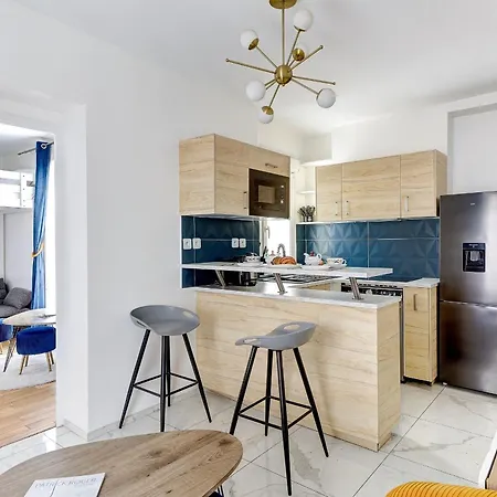 Petit - Havre De Paix Au Coeur De Lägenhet